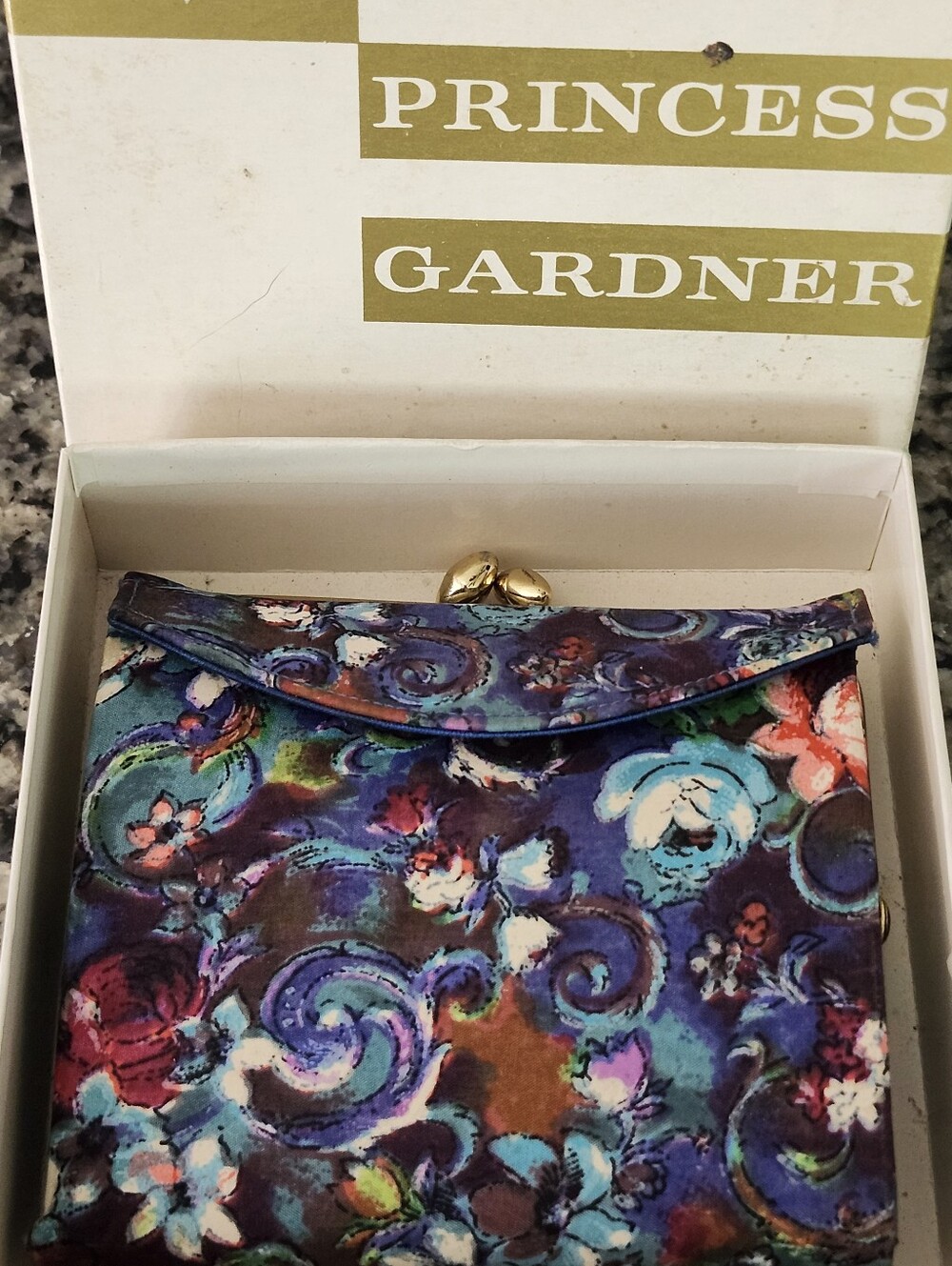 Vtg Princess Gardner Floral Clasp Wallet - Multicolor